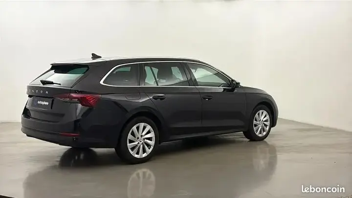 Skoda Octavia 2024 photo 5