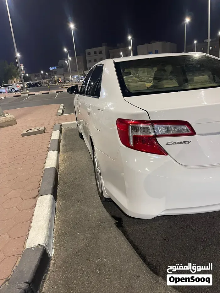 Toyota Camry 2015 photo 2