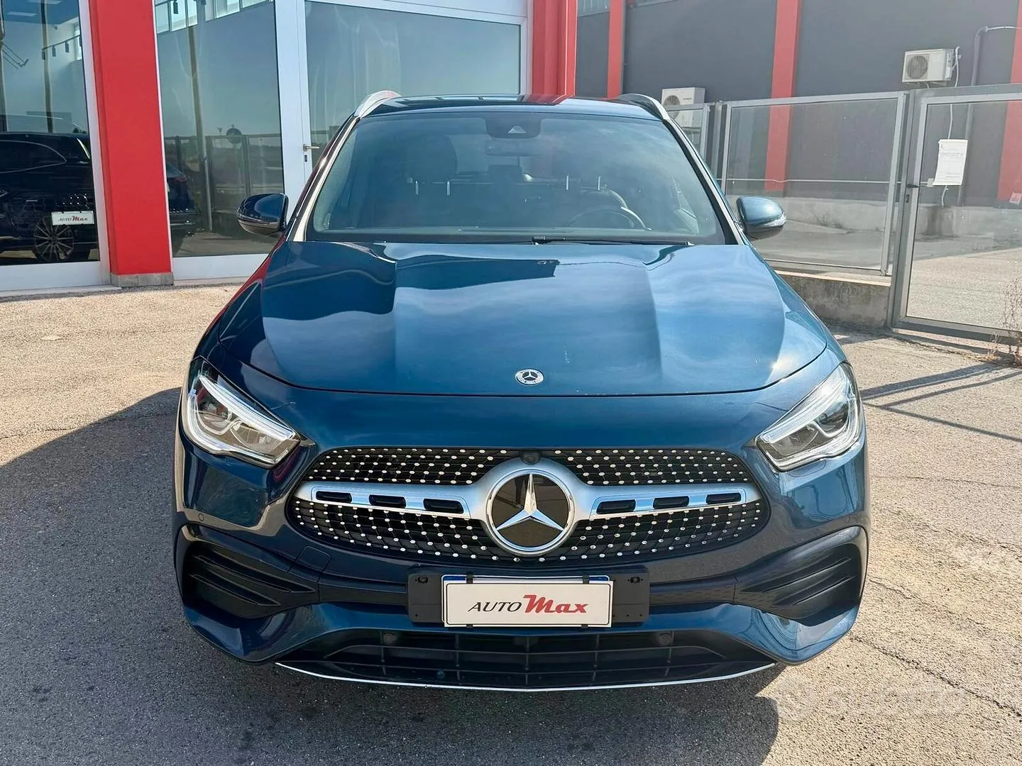 Mercedes-Benz Gla 2023 photo 3