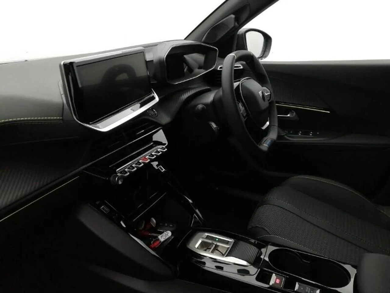 Peugeot 2008 2026 photo 5