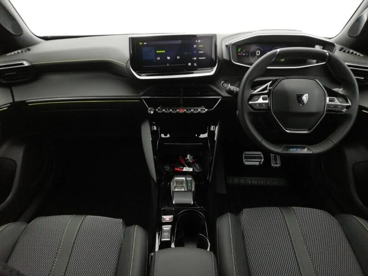 Peugeot 2008 2026 photo 3