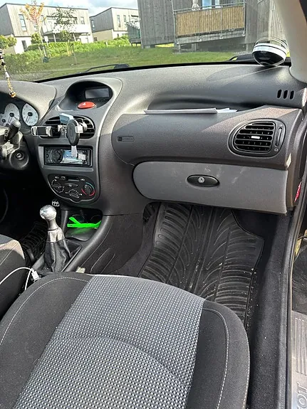 Peugeot 206 2002 photo 5