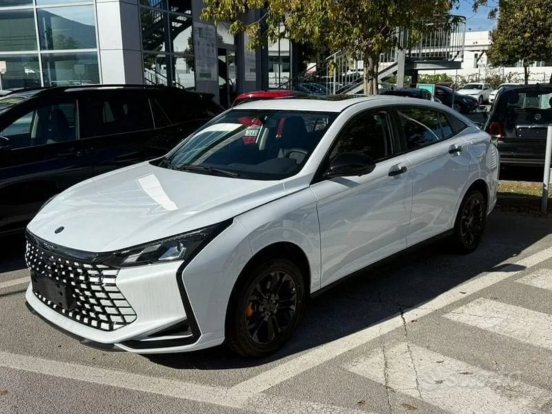 Dongfeng Shine