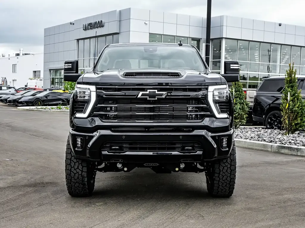 Chevrolet Silverado 2500 2026 photo 3