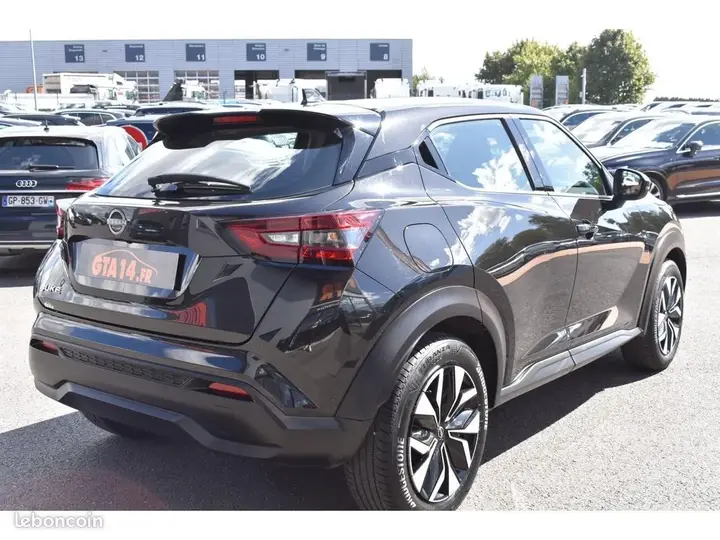 Nissan Juke 2024 photo 2