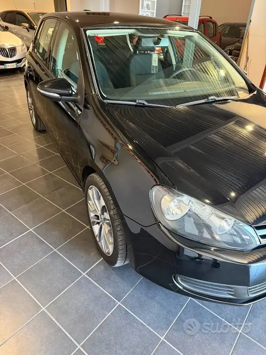 Volkswagen Golf 2012 photo 2