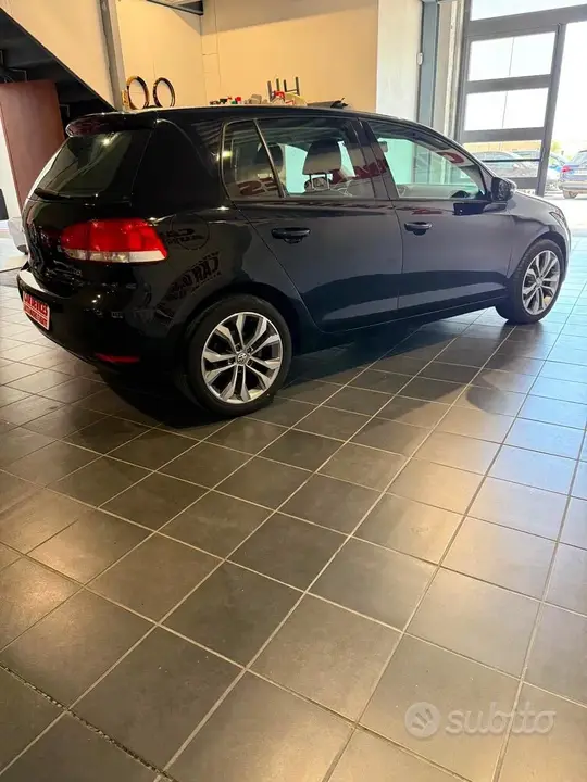 Volkswagen Golf 2012 photo 3