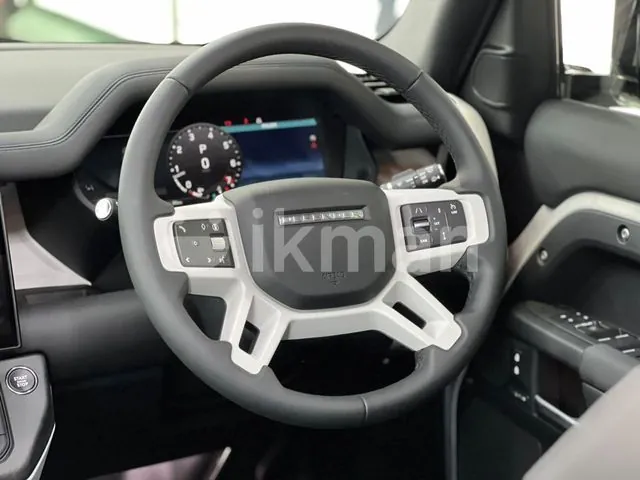 Land Rover Defender 2026 photo 4