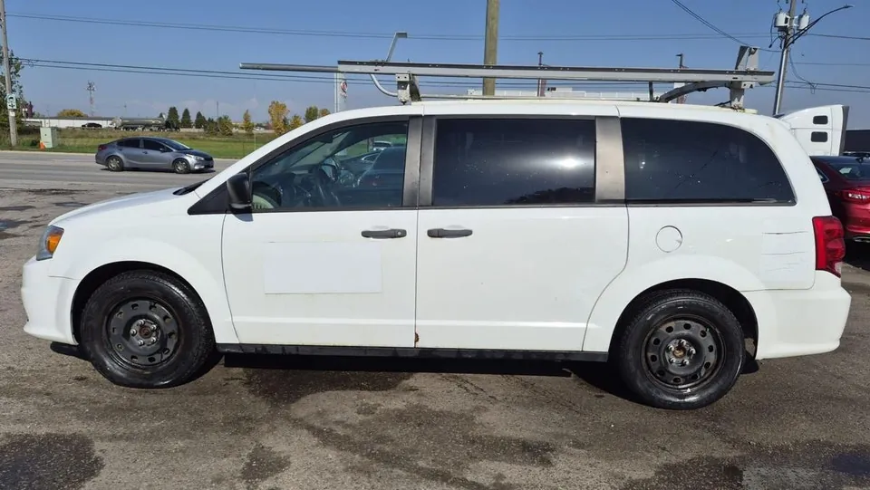 Dodge Grand Caravan 2019 photo 2