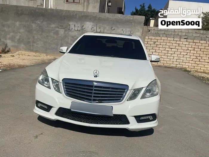 Mercedes-Benz E-Class 2011 photo 5