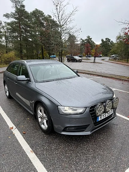Audi A4 2014 photo 2