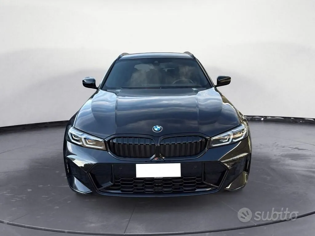 BMW 3 Series 2024 photo 2