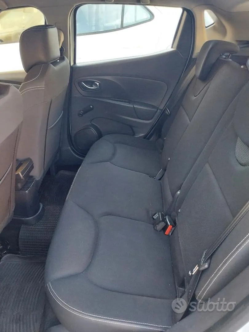 Renault Clio 2013 photo 4