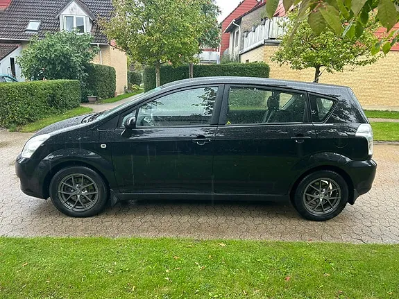Toyota Corolla Verso 2007 photo 4