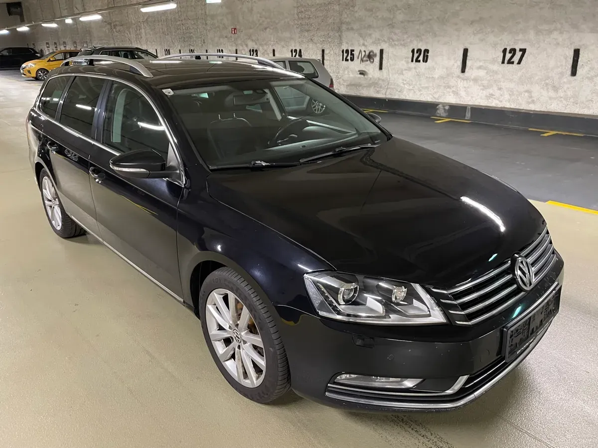 Volkswagen Passat 2012 photo 3