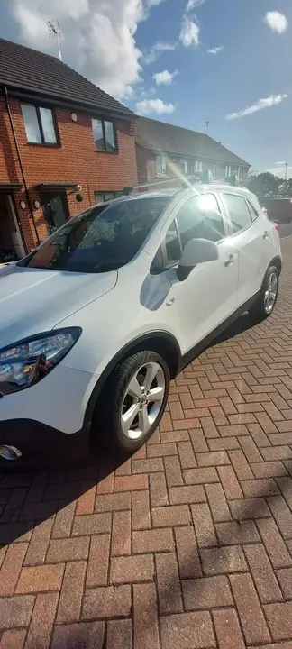 Vauxhall Mokka 2014 photo 2