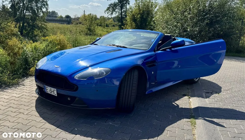 Aston Martin V8 Vantage 2007 photo 2