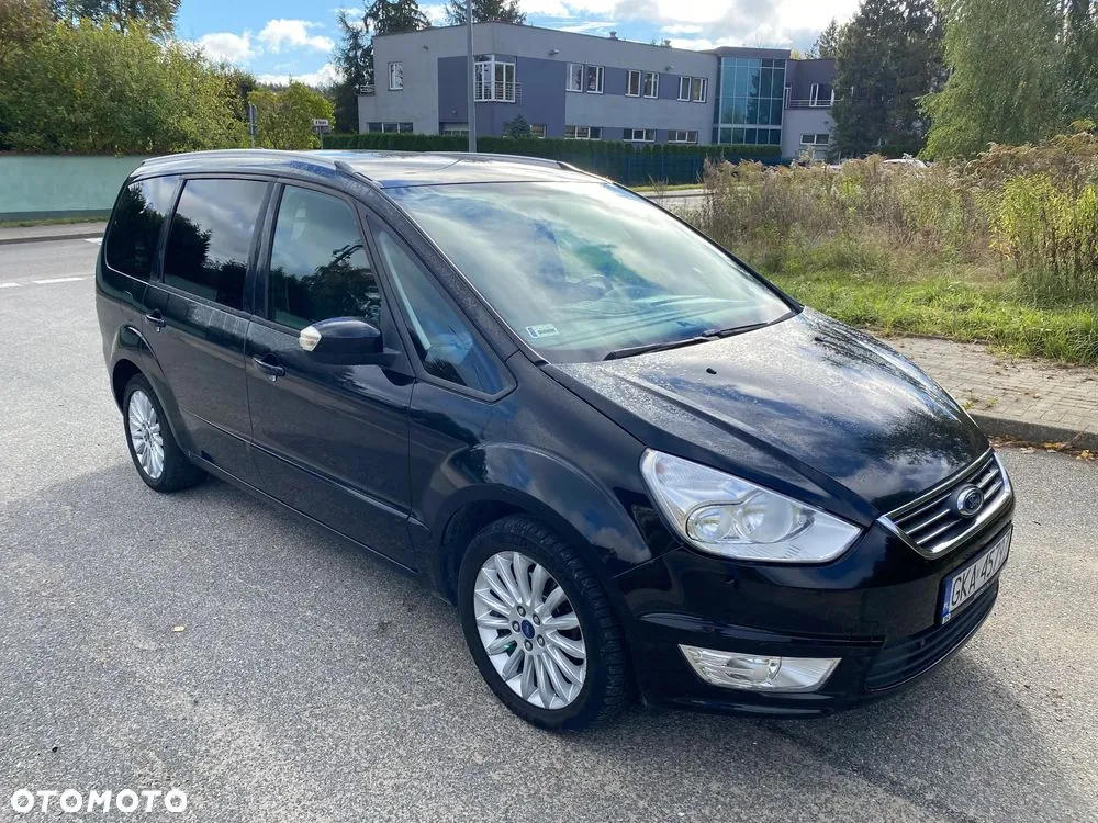Ford Galaxy 2013 photo 4