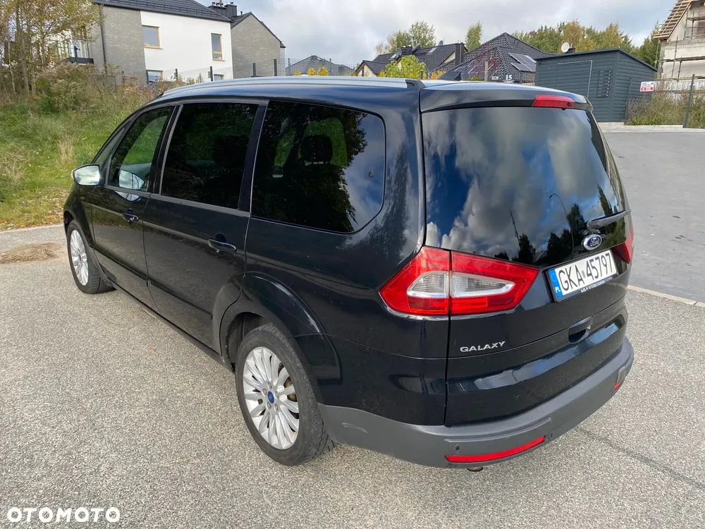 Ford Galaxy 2013 photo 2