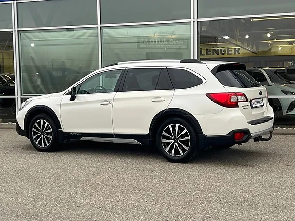 Subaru Outback 2018 photo 3