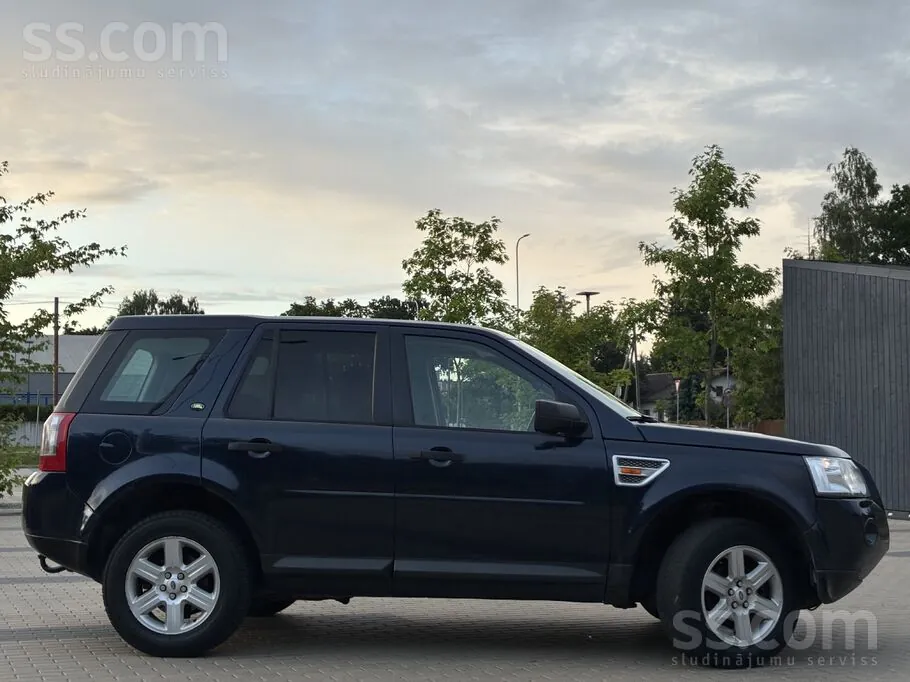 Land Rover Freelander 2 2008 photo 4