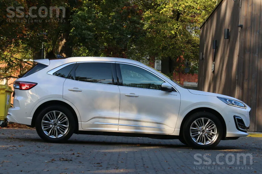 Ford Kuga 2022 photo 5