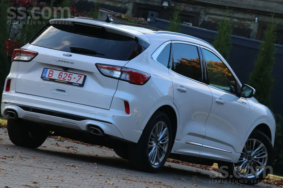 Ford Kuga 2022 photo 3