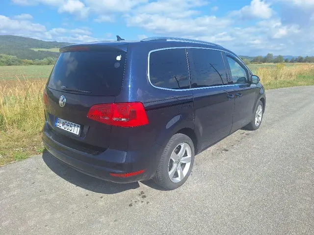 Volkswagen Sharan 2011 photo 3