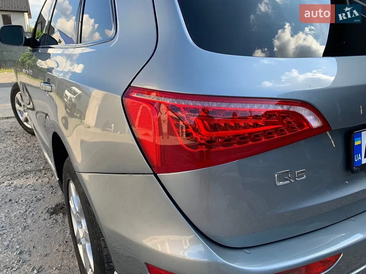 Audi Q5 2011 photo 2