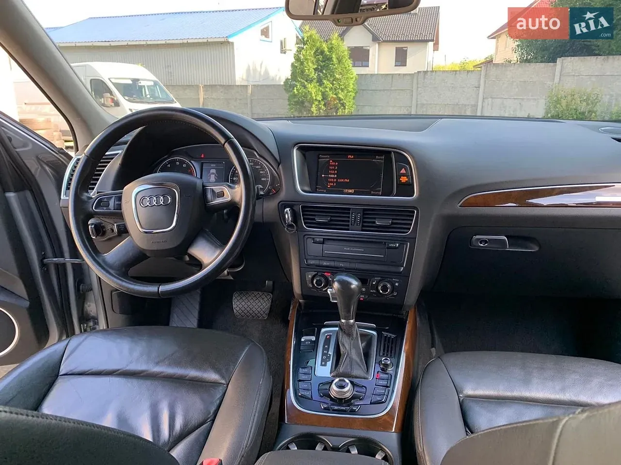 Audi Q5 2011 photo 4