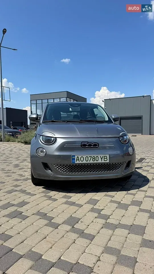 Fiat 500E 2021 photo 4