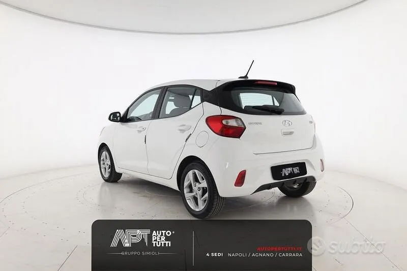 Hyundai I10 2023 photo 3