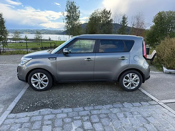 Kia Soul 2015 photo 3