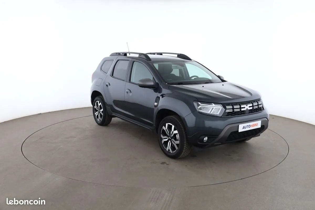 Dacia Duster 2023 photo 4