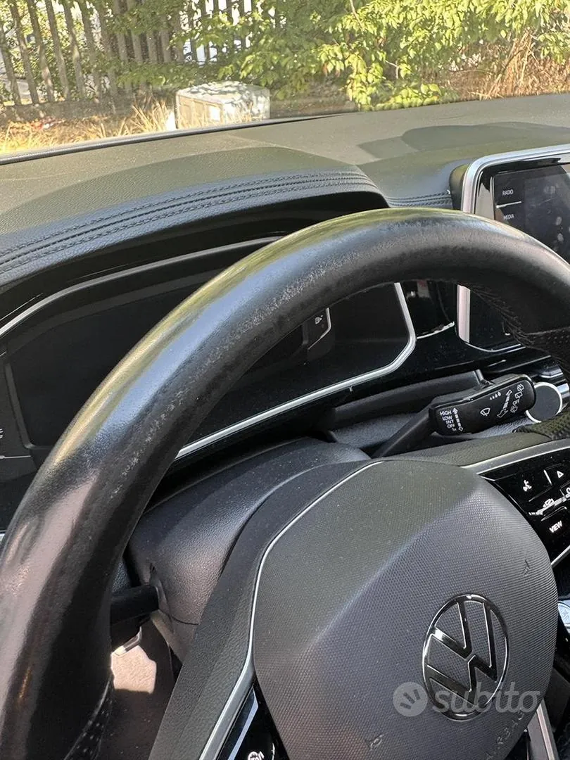 Volkswagen T-Roc 2022 photo 5
