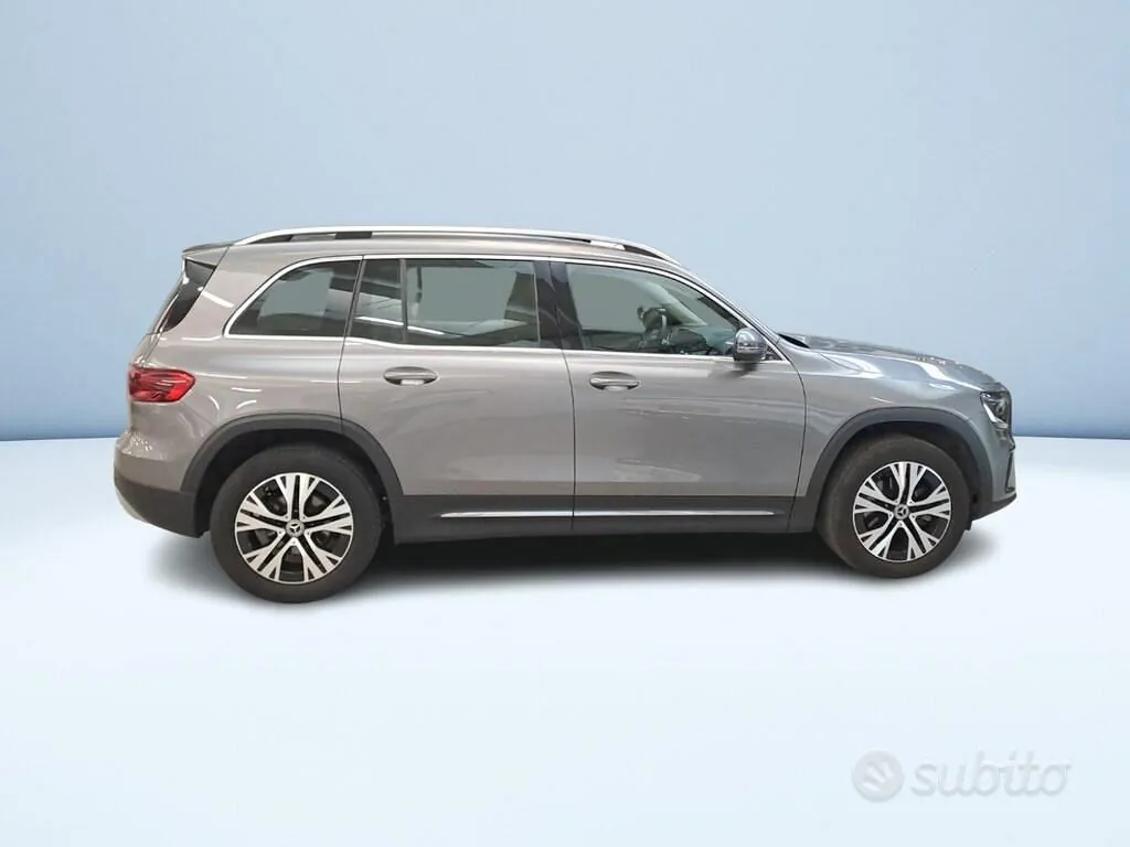 Mercedes-Benz Glb 2025 photo 4