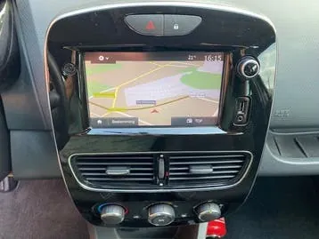 Renault Clio 2017 photo 2