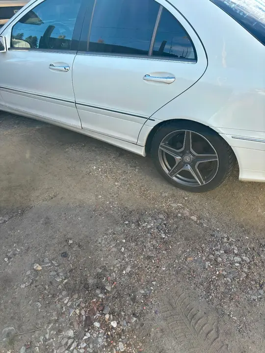 Mercedes-Benz C230 2007 photo 3