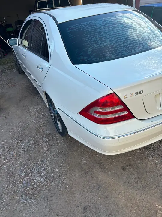 Mercedes-Benz C230 2007 photo 4
