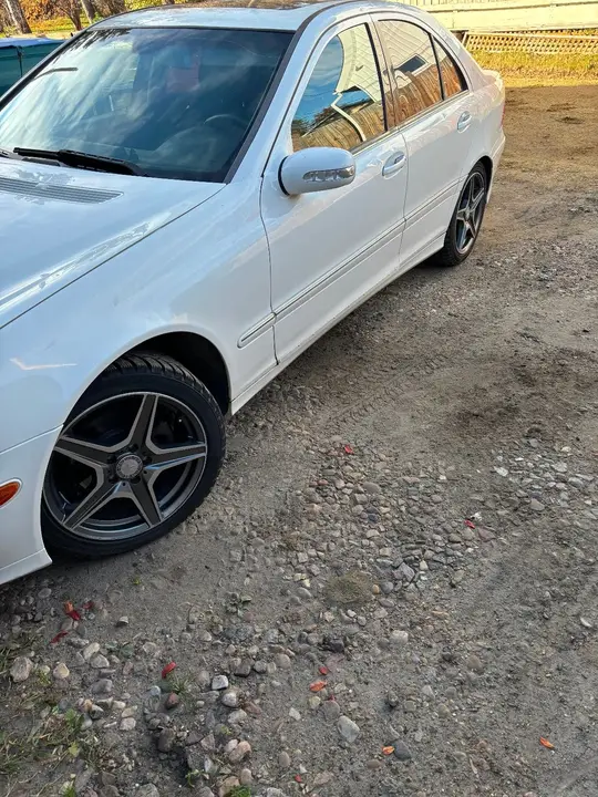 Mercedes-Benz C230 2007 photo 2