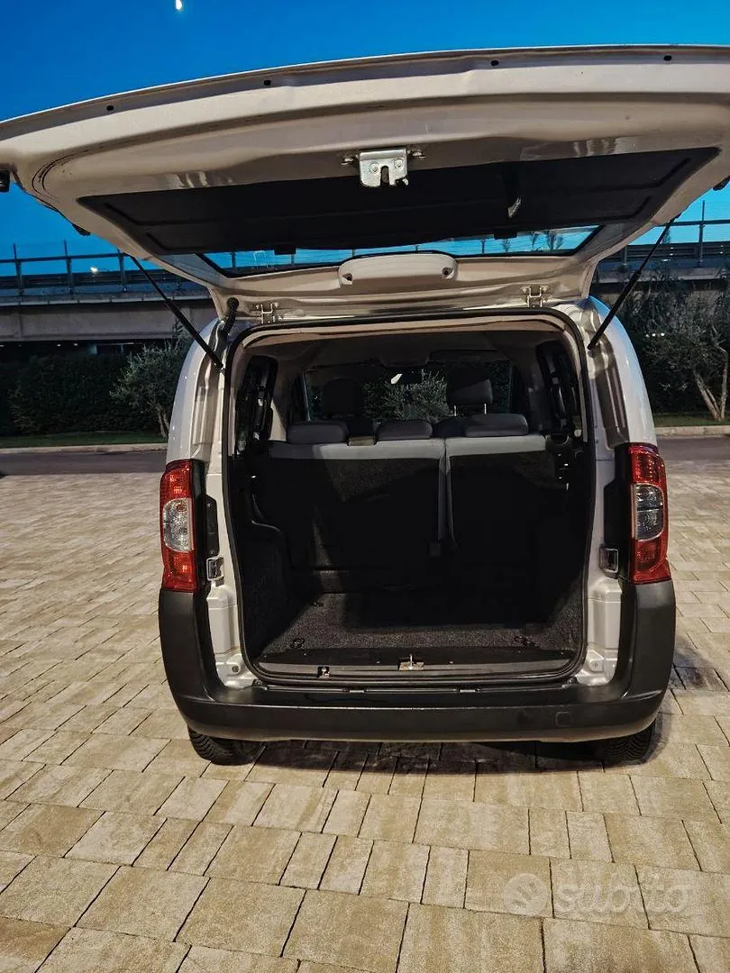 Peugeot Bipper Tepee 2010 photo 5
