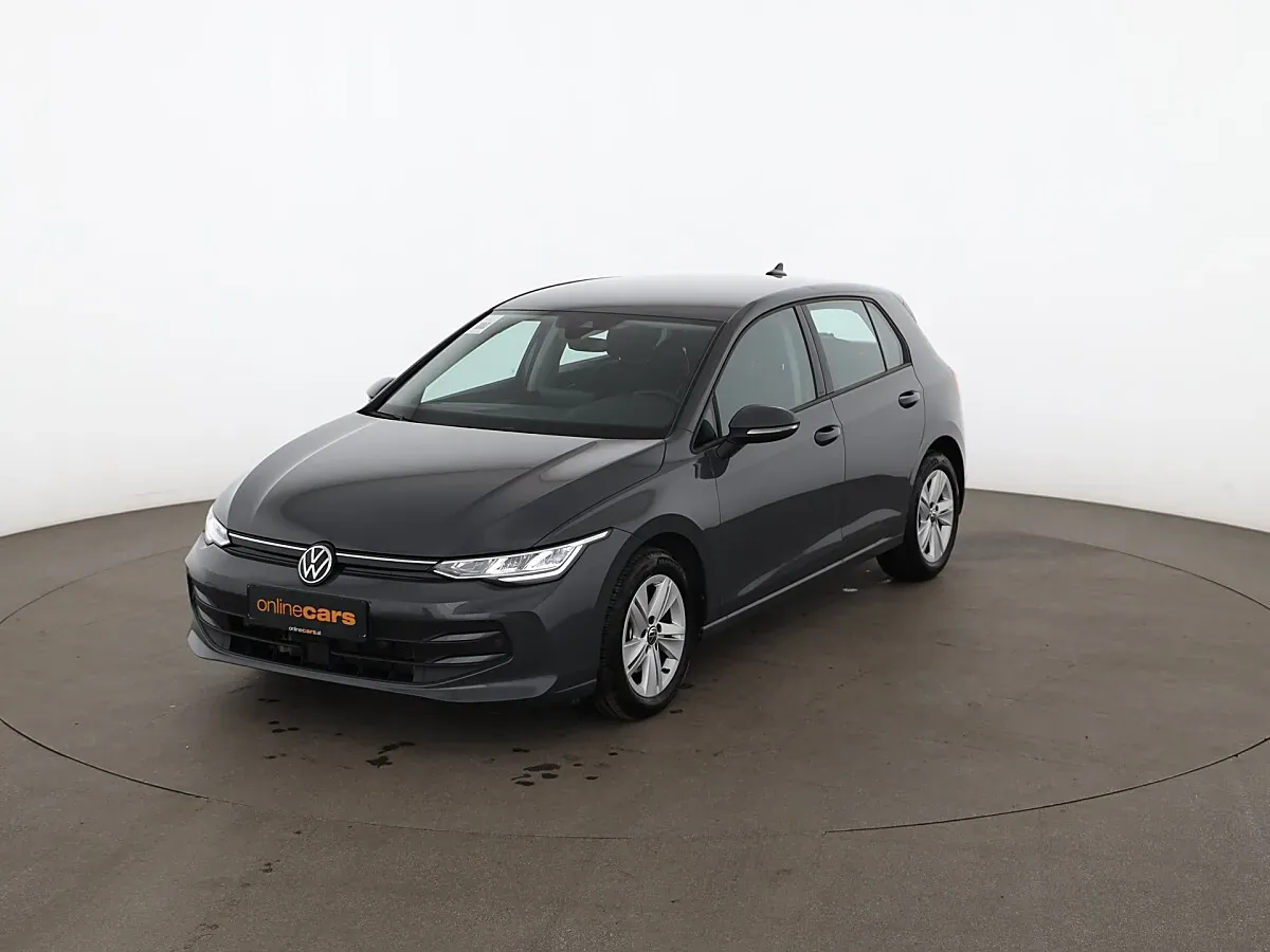 Volkswagen Golf 2025 photo 2