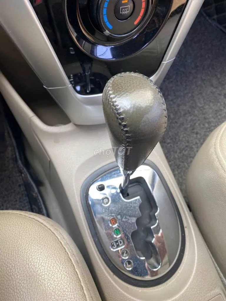 Toyota Vios 2010 photo 2