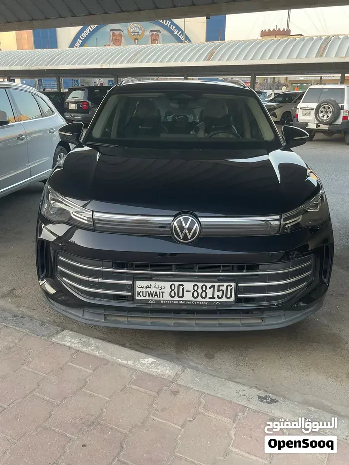 Volkswagen Tiguan 2024 photo 2