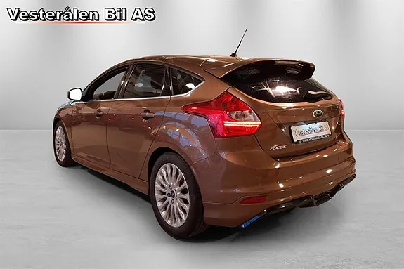 Ford Focus 2013 photo 4