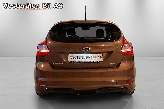 Ford Focus 2013 photo 5