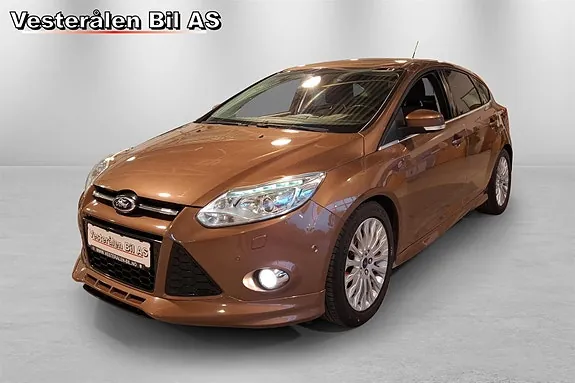 Ford Focus 2013 photo 2