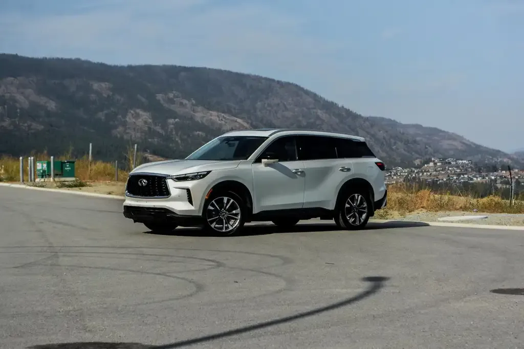 Infiniti Qx60 2025 photo 3