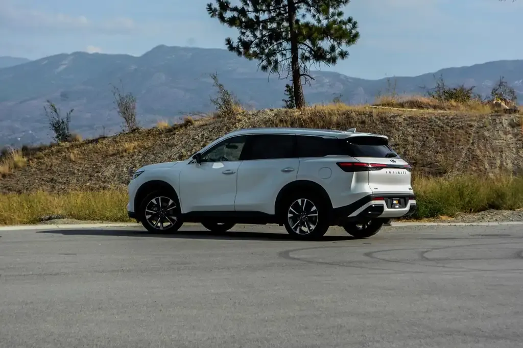 Infiniti Qx60 2025 photo 4