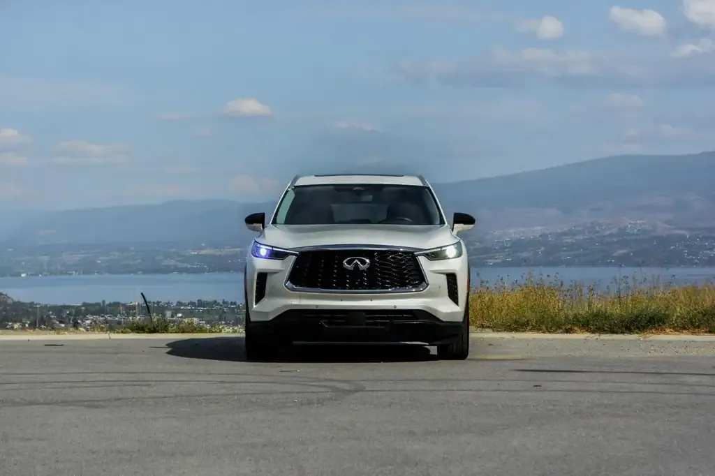Infiniti Qx60 2025 photo 2